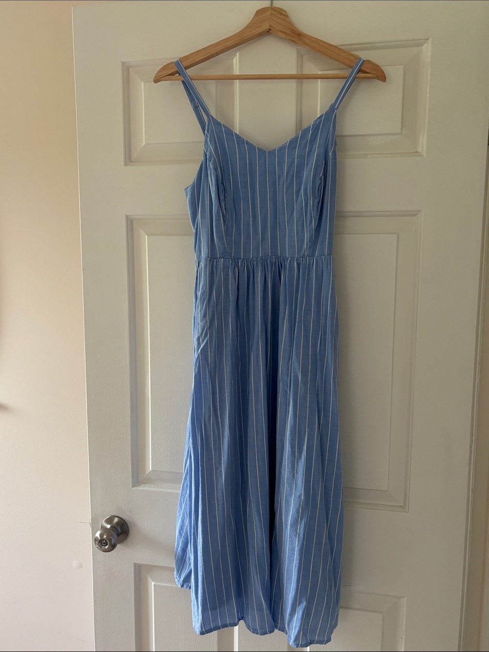 Old Navy Blue and White Striped Spaghetti Strap Midi Dress Size Small